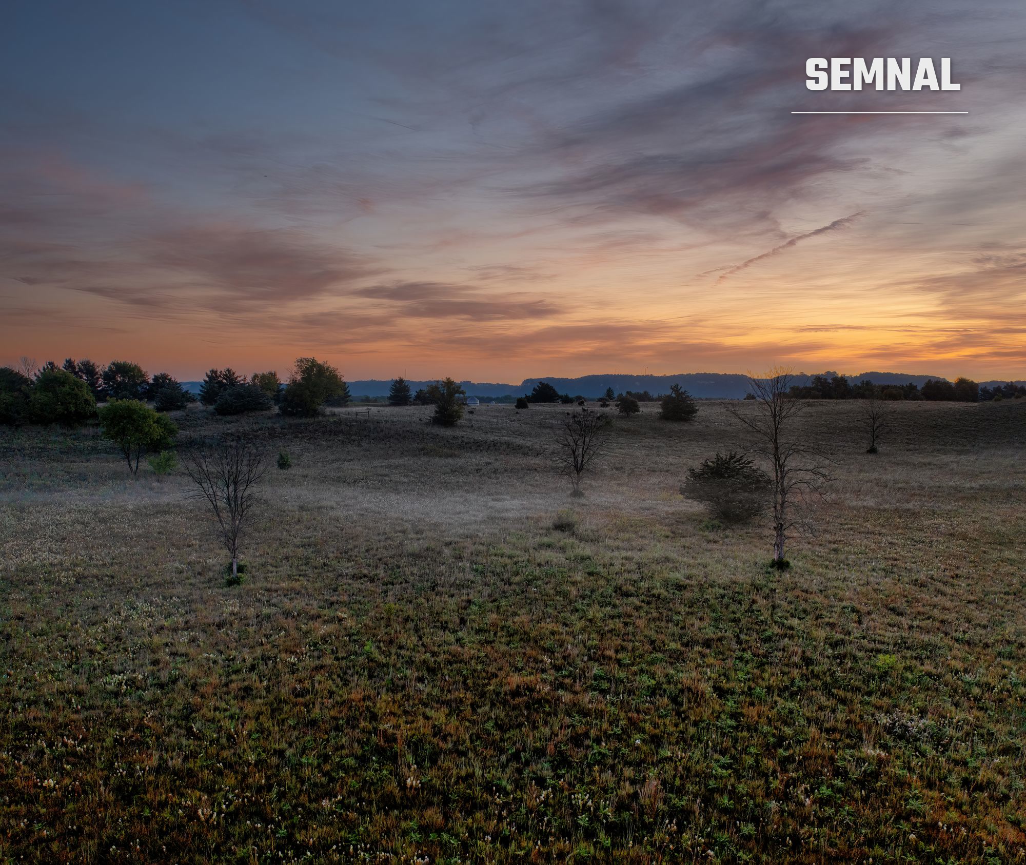 Peisaj de toamnă la apus, ilustrație pentru echinocțiul de toamnă