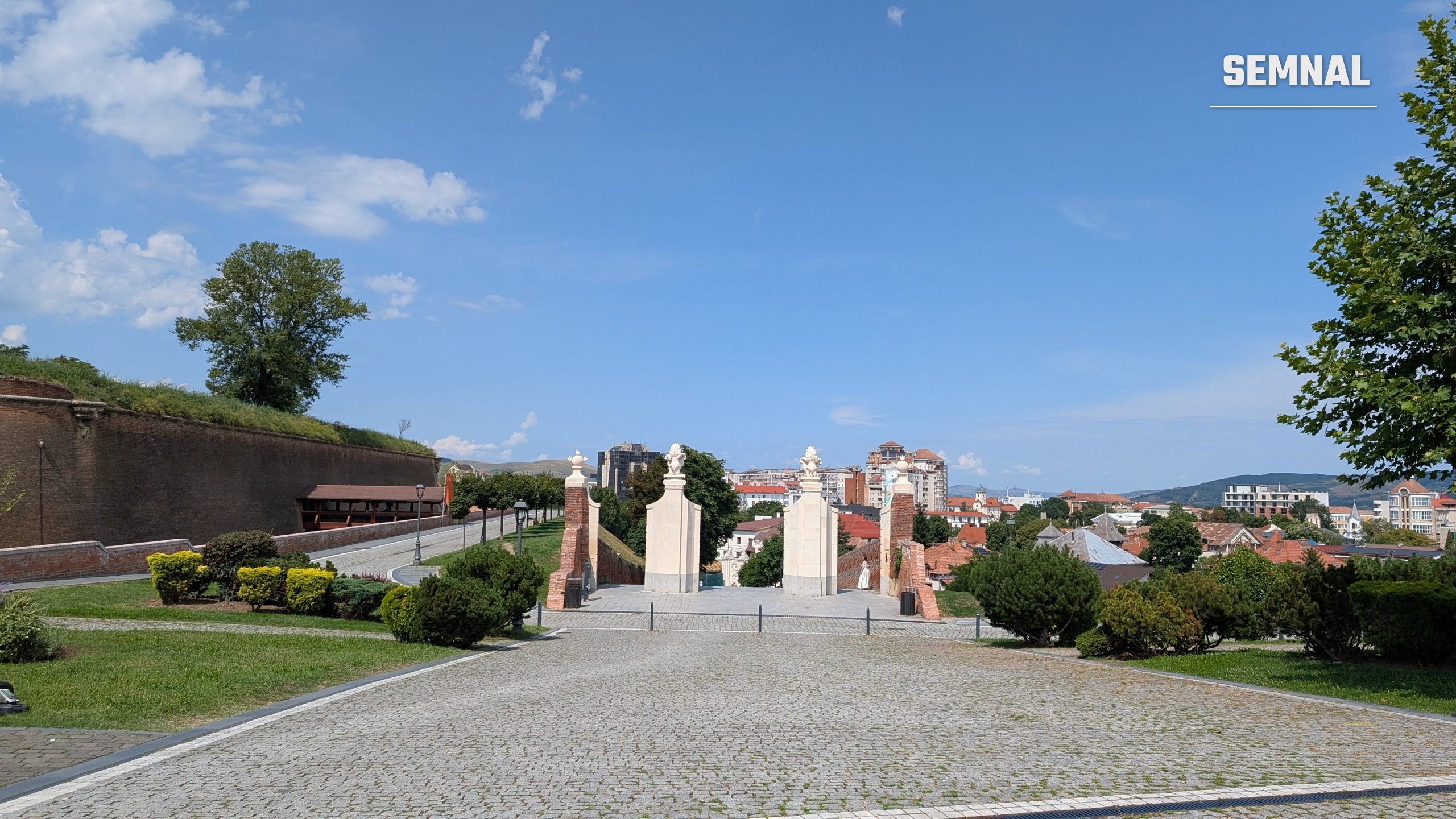 Poarta de acces spre Cetatea Alba Carolina, Alba Iulia