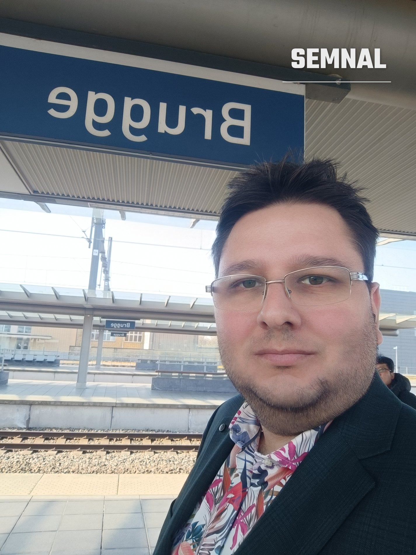 Lucian Dinu la gara Brugge, punctul de plecare pentru weekend