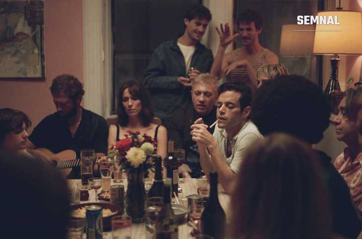 Scenă de la o cină aniversară din filmul The Man I Love, regizat de Ira Sachs