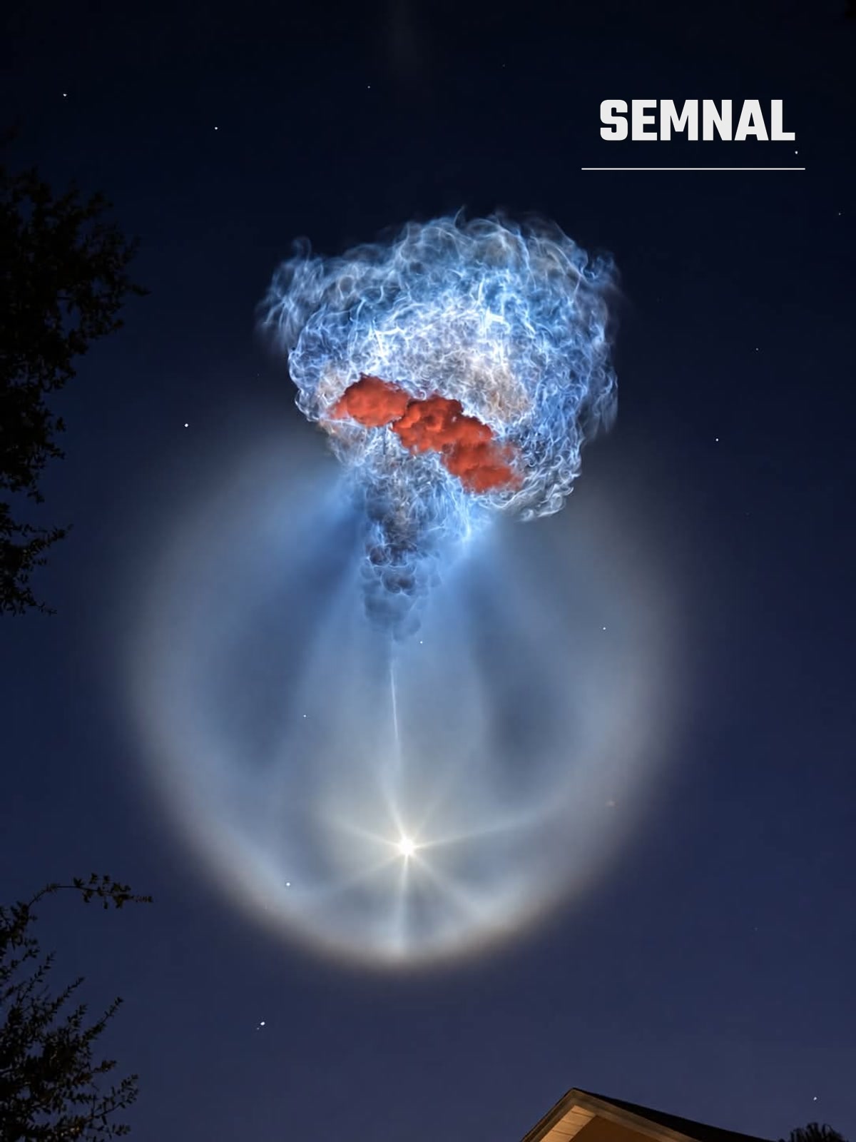 „Meduza spațială” în nuanțe de albastru, cu zone roșii și un halo luminos în jur. Foto: NASA, contul oficial de Facebook