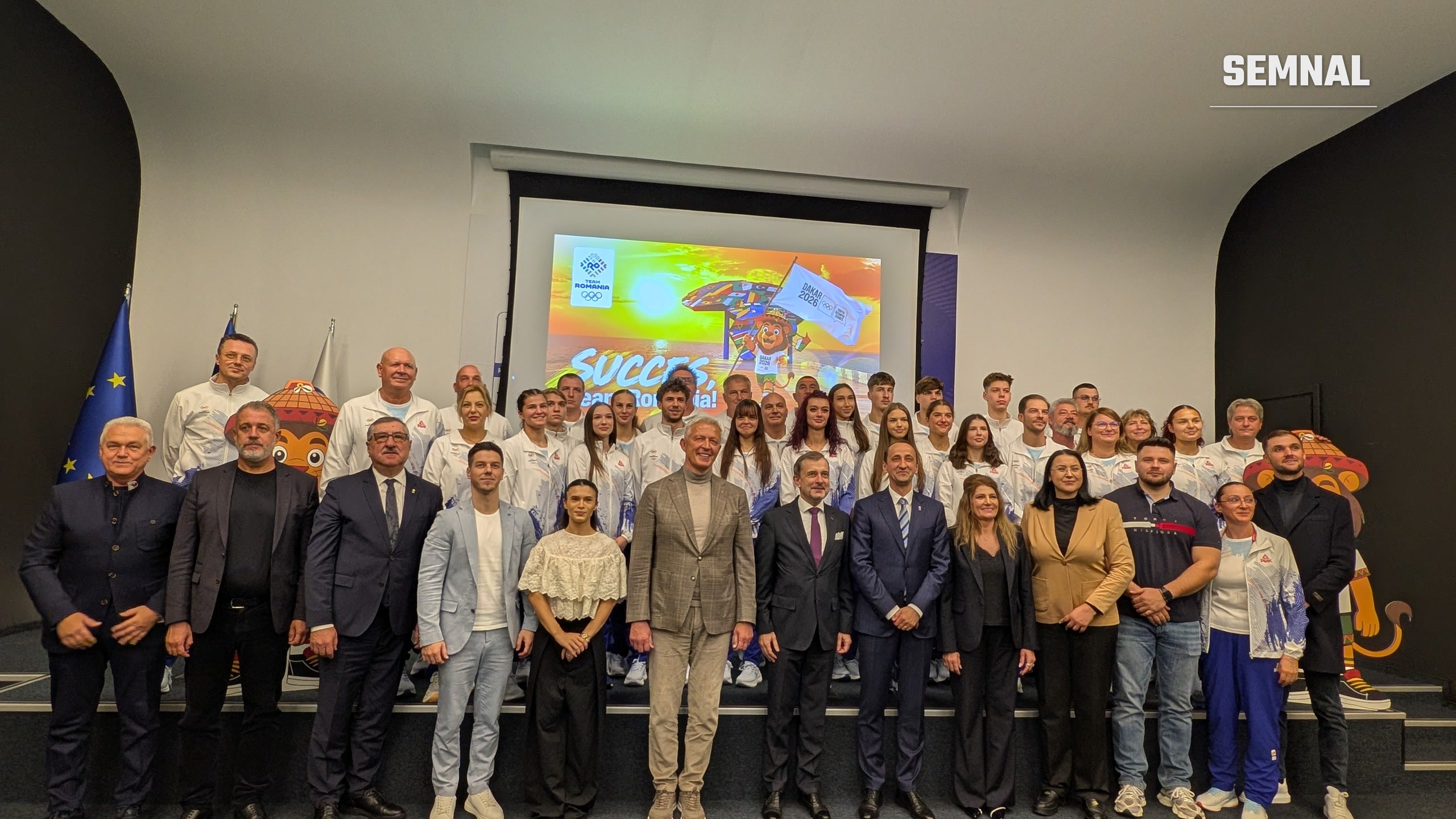 Lotul României pentru JOT Dakar 2026, alături de oficialii COSR și invitați, la Casa Olimpică din București. Fotografie realizată de Lucian Dinu