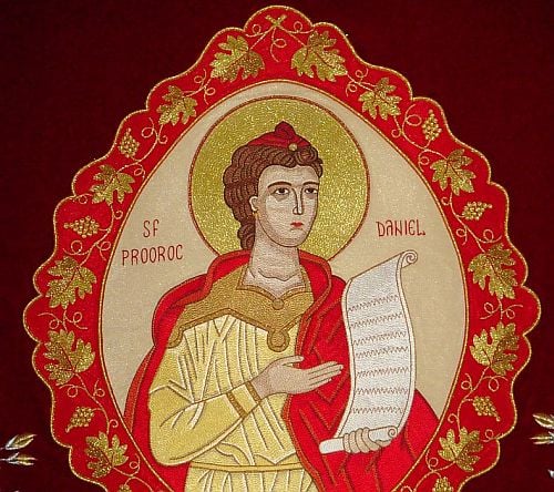 Daniel, sfântul cu chip frumos și cercel în ureche