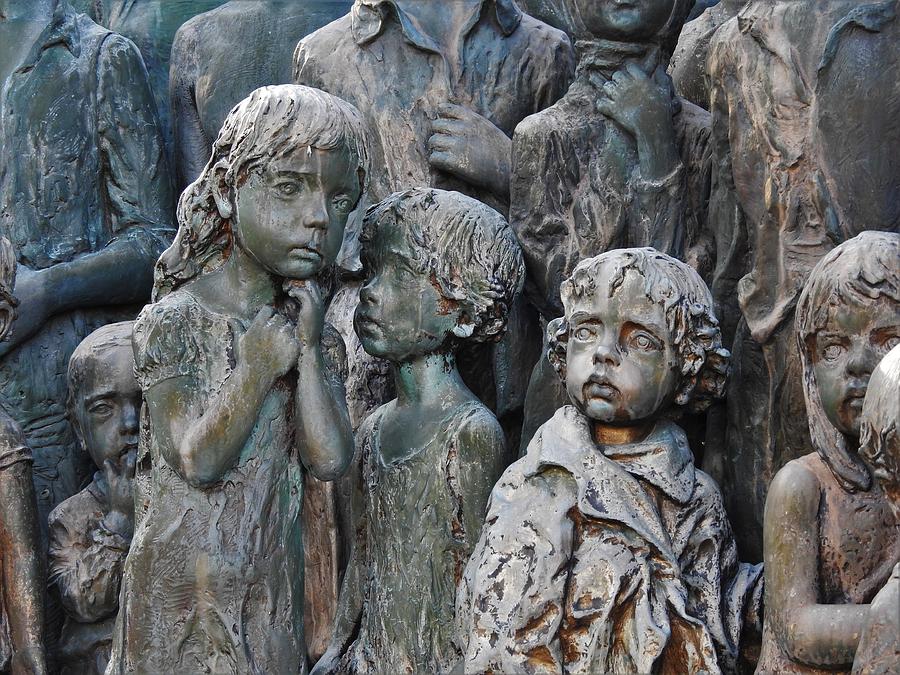 1 Iunie- comemorarea masacrului nazist de la Lidice