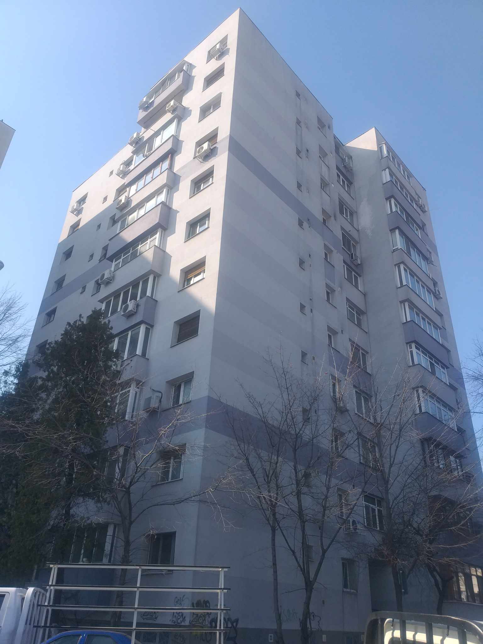 Construcții inedite în București: Blocurile în formă de zvastică de pe strada Aviator Popișteanu