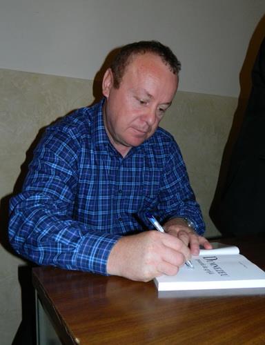 Viorel Pașca și Asociația Dumbrava: când statul închide ușa, solidaritatea deschide o casă