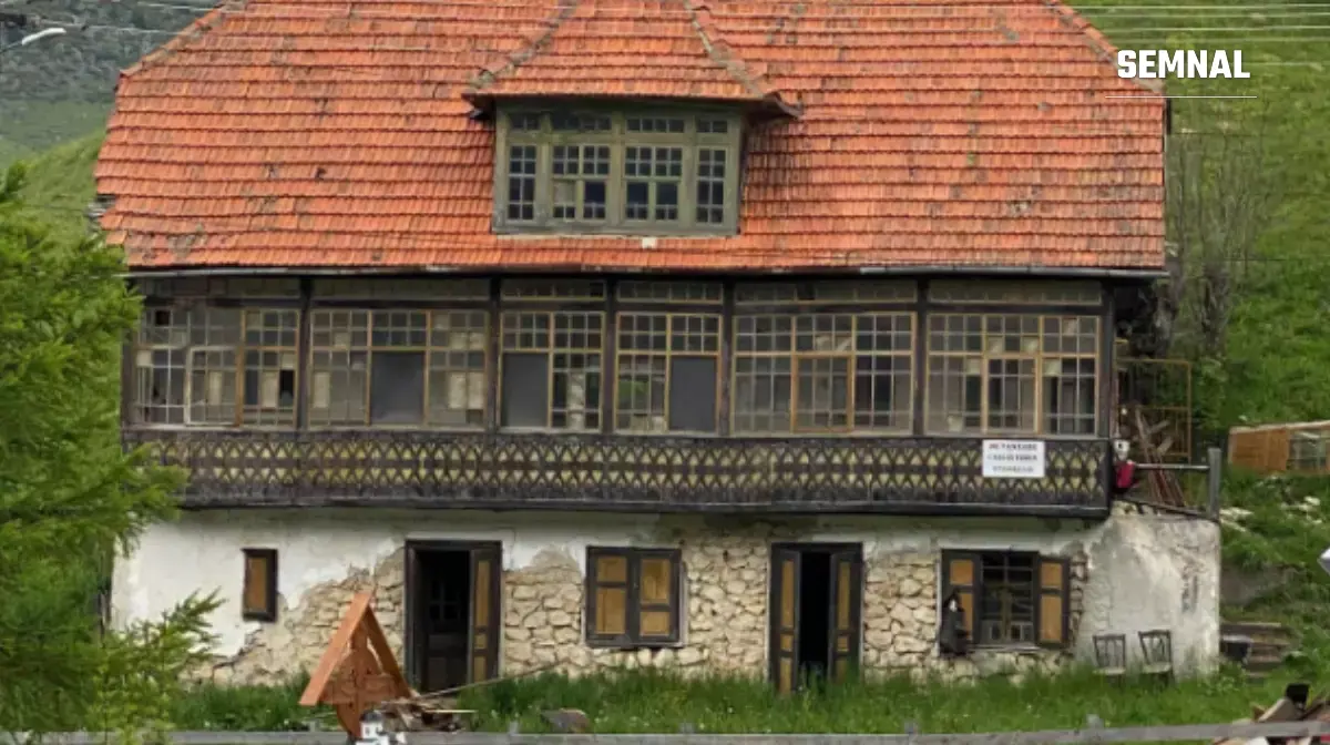 cladire-istorica-sirnea-brasov-1.webp