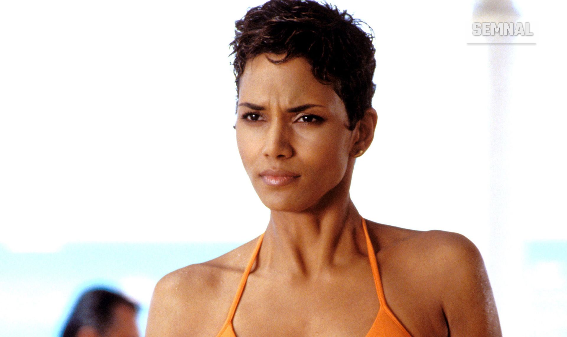 Actrița Halle Berry, într-o apariție din filmul „Die another day”..